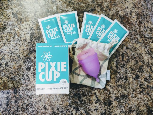 pixie cup review travel wipes & storage bag